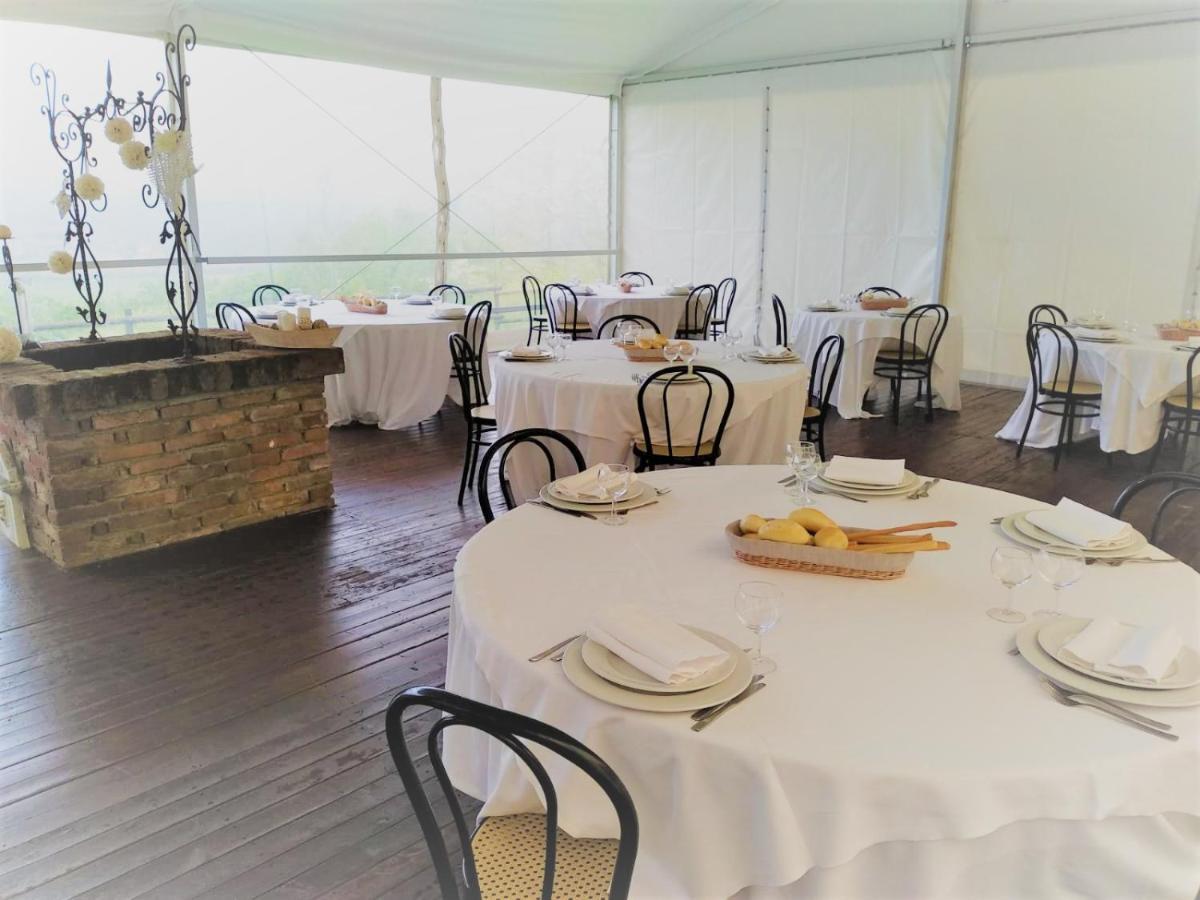 הוילה Pontestura Agriturismo Cascina Smeralda מראה חיצוני תמונה